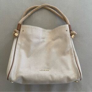 MICHAEL Michael Kors Isla LG Grab Bag (Natural)